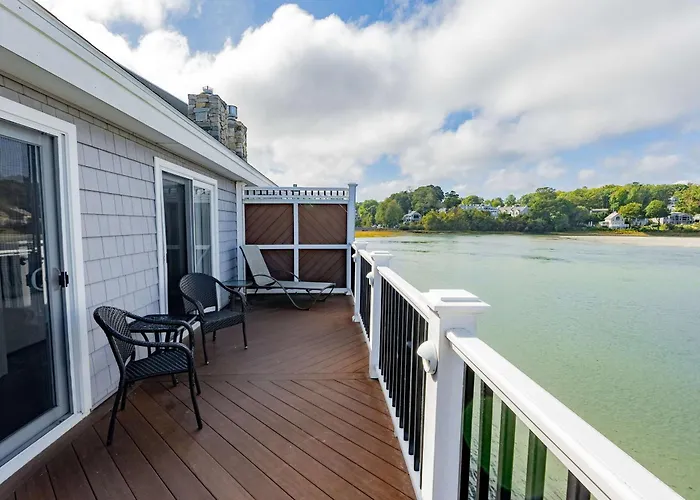 Norseman Resort On The Beach